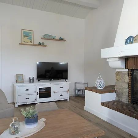 Maison Familiale Avec Dependance 100m2 Proche De La La Guérinière