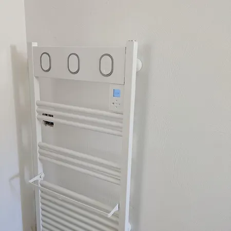 Maison Familiale Avec Dependance 100m2 Proche De La La Gueriniere