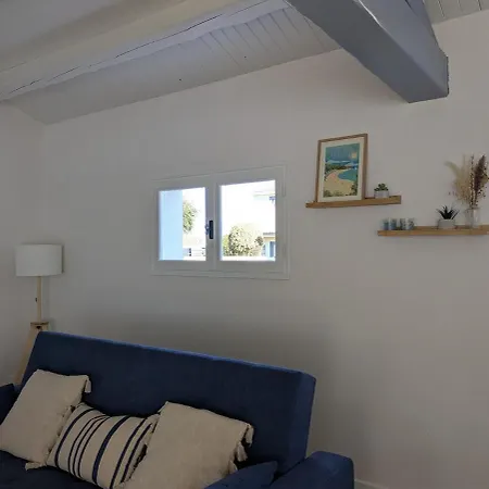 Maison Familiale Avec Dependance 100m2 Proche De La * La Gueriniere