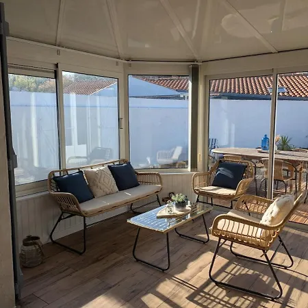 Maison Familiale Avec Dependance 100m2 Proche De La Holiday home *