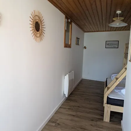 Maison Familiale Avec Dependance 100m2 Proche De La *