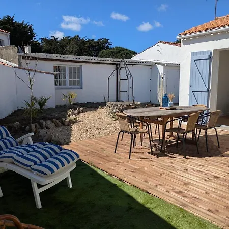 Maison Familiale Avec Dependance 100m2 Proche De La Dom wakacyjny