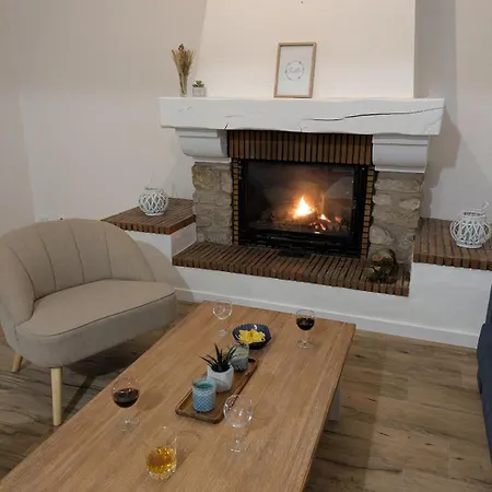 Maison Familiale Avec Dependance 100m2 Proche De La *